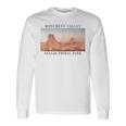 モニュメントバレー ナバホ族公園 アリゾナ ユタ州 長袖Tシャツ ギフトのアイデア
