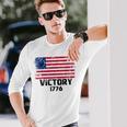 Victory 1776 愛国的 ベッツィー・ロス アメリカ国旗 星13個 長袖Tシャツ 彼への贈り物