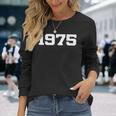 1975年生まれ 1975 誕生日 1975 長袖Tシャツ 彼女への贈り物