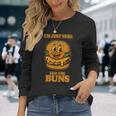 Burger Buddies 「I'm Just Here For The Buns」バーガー 長袖Tシャツ 彼女への贈り物