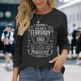 ヴィンテージ65歳の誕生日レジェンドは1961年2月に誕生しました。 長袖Tシャツ 彼女への贈り物
