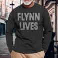 Flynn Lives 長袖Tシャツ 高齢者への贈り物