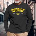 Sverige スウェーデン トレ クロナー スウェーデン ホリデー 長袖Tシャツ 高齢者への贈り物