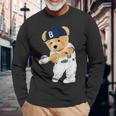 かわいいテディベア野球ヒッター。 長袖Tシャツ 高齢者への贈り物