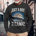 タイタニック号を愛する少年 ヴィンテージ船 タイタニック愛好家 長袖Tシャツ 高齢者への贈り物