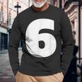 タイポグラフィ 太字表示 6番 数字 6 長袖Tシャツ 高齢者への贈り物