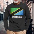 タンザニア国旗tシャツ 長袖Tシャツ 高齢者への贈り物