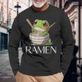 ラーメンを食べるカエルの麺 カワイイ 美的 日本アニメ 長袖Tシャツ 高齢者への贈り物