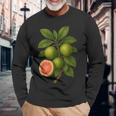 ヴィンテージ ボタニカル グアバ 自然 フルーツ アートプリント 長袖Tシャツ 高齢者への贈り物
