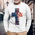 ユダのライオン、イエス・キリストの十字架、キリスト教信仰のグラフィック。 長袖Tシャツ 高齢者への贈り物