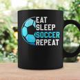 食べる、寝る、サッカーを繰り返す、面白いスポーツ、サッカー愛好家 コーヒーマグ ギフトのアイデア