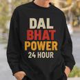 Dal Bhat Power 24 Hour ネパールトレッキングデザイン スウェットシャツ 彼への贈り物