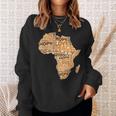 アフリカの平等パターン メラニン 肌色 アフリカ地図 スウェットシャツ 彼女への贈り物