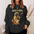 ロックするパグ犬 ギター演奏の面白デザイン スウェットシャツ 彼女への贈り物