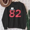 82歳の誕生日番号82 82歳の誕生日番号 スウェットシャツ 年配の女性への贈り物