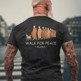 Walk For Peace Monks With Aloka Dog メンズTシャツ バックプリント 高齢者への贈り物