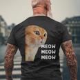 愚かなおしゃべり猫のミームニャーニャーニャー。 メンズTシャツ バックプリント 高齢者への贈り物