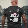 疲れきったバドミントンパンダ 面白いかわいいシャトルコック動物 メンズTシャツ バックプリント 高齢者への贈り物