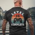 結婚15周年記念 15年目の結婚記念日 結婚15年目 Level 15 Complete メンズTシャツ バックプリント 高齢者への贈り物
