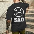 Sad 季節 愛情障害 悲しみ うつ病 エモ パンク メンズTシャツ バックプリント 彼への贈り物