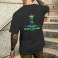 Walk In The Light – 1 John 1 メンズTシャツ バックプリント 彼への贈り物
