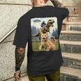 おもしろ猫 ゴリラ 恐竜 Ufo ミーム 不条理なユーモアシーン メンズTシャツ バックプリント 彼への贈り物