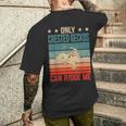 クレステッド・ゲッコーは私を判断できる 爬虫類 クレステッド・ゲッコー メンズTシャツ バックプリント 彼への贈り物