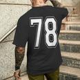 ナンバー78 バーシティスタイル ボールド スポーツ 誕生日 ジャージ メンズTシャツ バックプリント 彼への贈り物