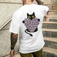 ピンクのヒョウ柄ハートを持つ黒猫 メンズTシャツ バックプリント 彼への贈り物