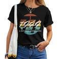 77 歳の誕生日男性女性 77 歳 1949 面白いギフト レディースTシャツ