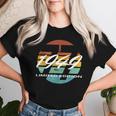 77 歳の誕生日男性女性 77 歳 1949 面白いギフト レディースTシャツ 彼女への贈り物