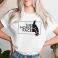 【バックプリント・背中側】ザ・ホース・フェイス The Horse Face 午年 馬 2026 パロディ 長袖tシャツ レディースTシャツ 彼女への贈り物