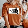 【バックプリント・背中側】ザ・ホース・フェイス The Horse Face 午年 馬 2026 パロディ 長袖tシャツ レディースオーバーサイズコンフォートTシャツ Yam