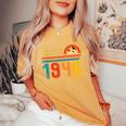 80歳の誕生日プレゼント 80歳 男性 女性 レトロ ヴィンテージ 1946 レディースオーバーサイズコンフォートTシャツ Mustard