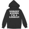 Nobody Knows I'm A Lesbian Gay Lgbtq ユーモア プライド 月 長袖tシャツ パーカー