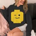 Winking Winky Face ミニフィグ ブリックトイtシャツ パーカー