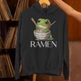ラーメンを食べるカエルの麺 カワイイ 美的 日本アニメ パーカー