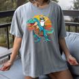 Boston Terrier Dog Riding Dinosaur T Rex Boys Women's Comfort Colors T-Shirt Gray