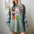 Pig Spooky Ghost Witch Boo-Jee Horror Pumpkin Pig Halloween Women's Comfort Colors T-Shirt Berry