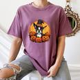 Boston Terrier Bostie Dog Breed Pet Halloween Pumpkins Women's Comfort Colors T-Shirt Moss