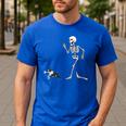 Halloween Boston Terrier And Skeleton Men's Casual T-Shirt Royal Blue