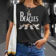 The Beagles ビーグル犬の飼い主、ビーグル犬の恋人、犬の恋人への贈り物 Tシャツ 彼女への贈り物