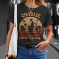 Charlie Does Noturf In The Militaryietnam War Tシャツ 彼女への贈り物