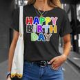 Happy Birthday（ハッピーバースデー）カラフルポップ【お誕生日 プリント】サプライズ 文字 イベントデザイン Tシャツ 彼女への贈り物