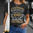 伝説は1966年にヴィンテージ60歳の誕生日に生まれました60歳 長袖tシャツ Tシャツ 彼女への贈り物