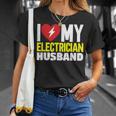 電気技師の夫が大好き Tシャツ 彼女への贈り物