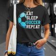 食べる、寝る、サッカーを繰り返す、面白いスポーツ、サッカー愛好家 Tシャツ 彼女への贈り物
