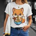 かわいいキツネを食べるラーメンかわいい動物アート Tシャツ 彼女への贈り物