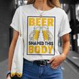 ビールがこの体を作る 面白いビール腹 Tシャツ 彼女への贈り物