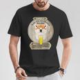 幸せはビールを持つ老人にあり 秋田犬 Tシャツ 面白い贈り物